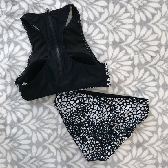 Racer back hi-cut bikini - Picture 2 of 7